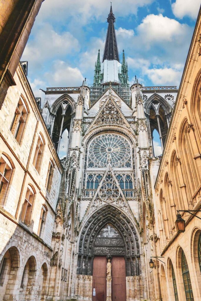 As 5 Igrejas mais altas do Mundo - Catedral de Ruão